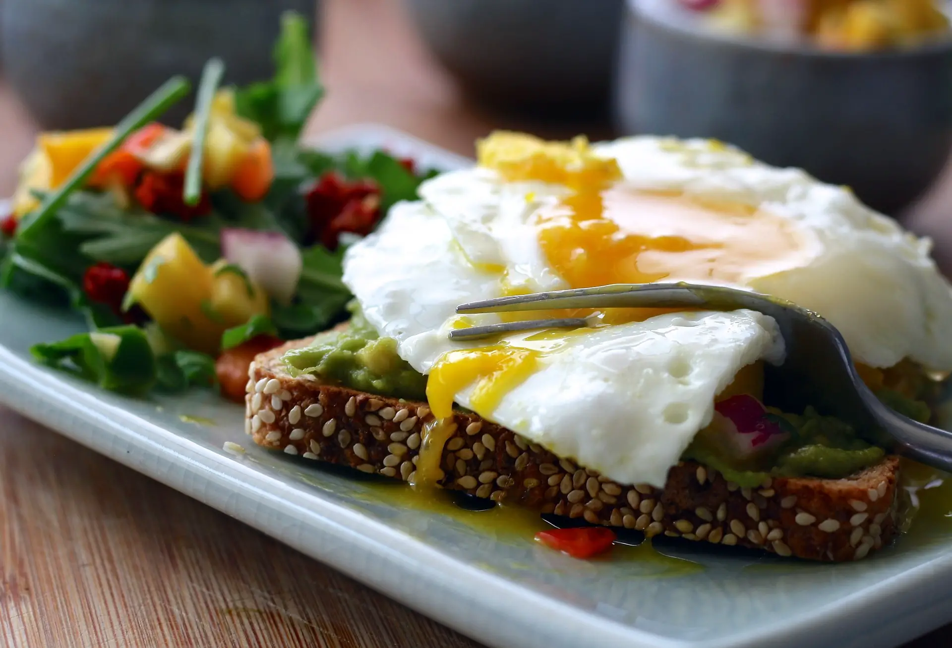 Egg- healhty breakfast to lose weight