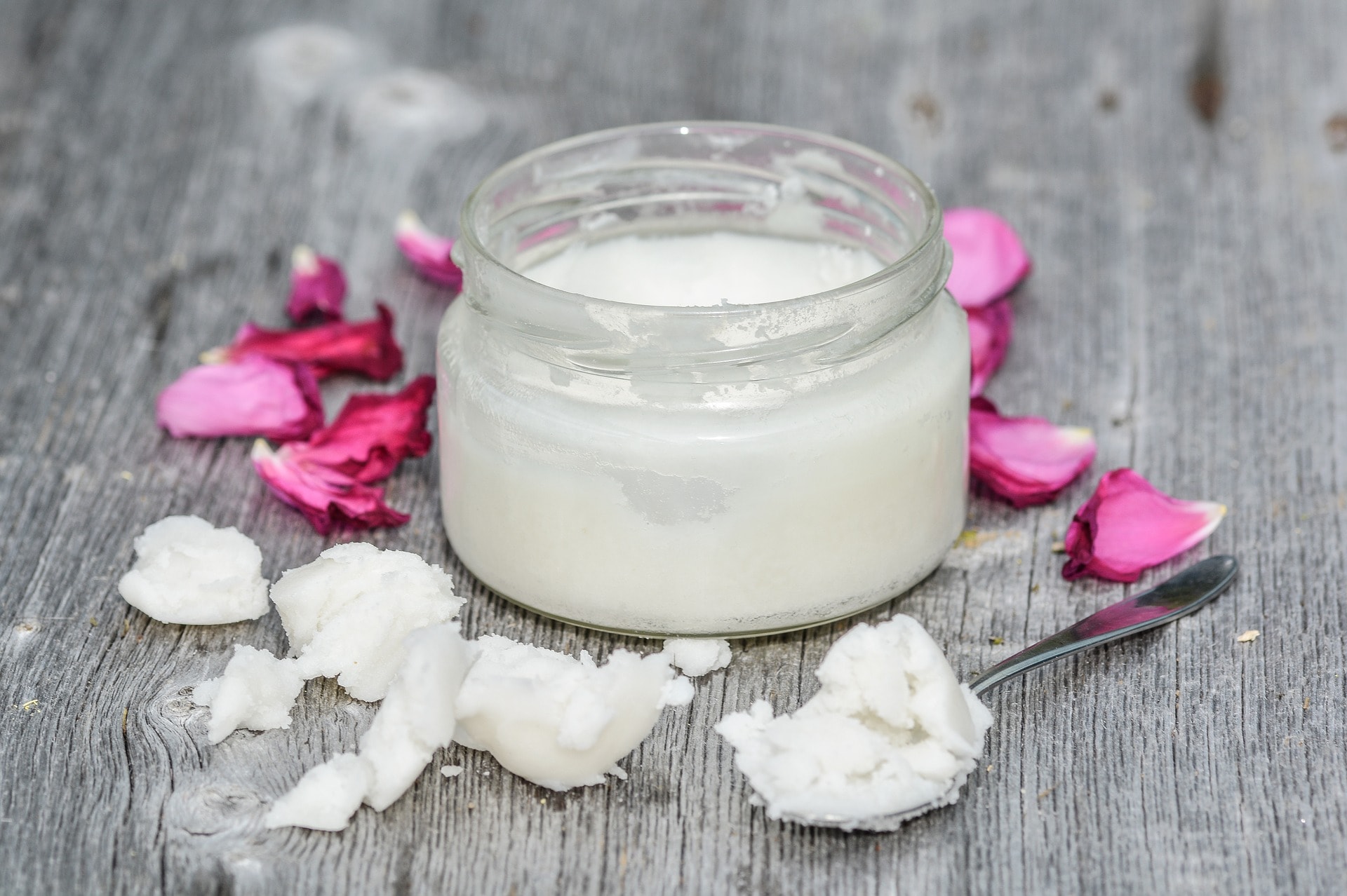 9 Advance ways to use Coconut Oil for Weight Loss